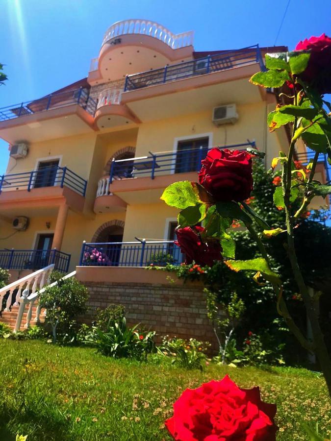 Vila Laura Pasha Villa Ksamil Bagian luar foto