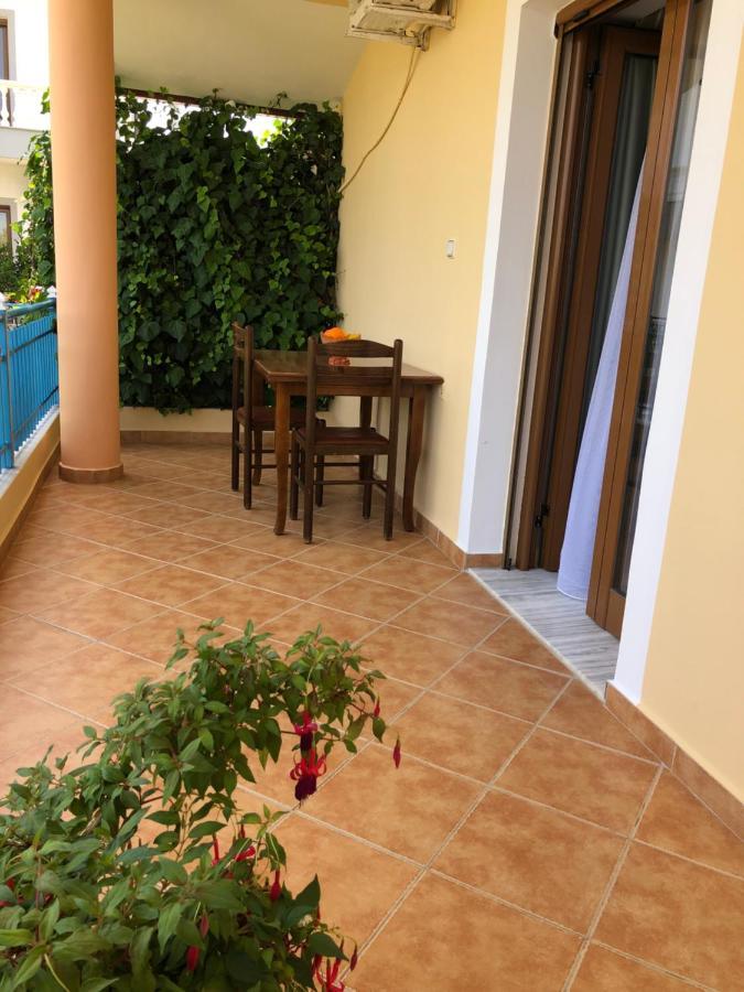 Vila Laura Pasha Villa Ksamil Bagian luar foto