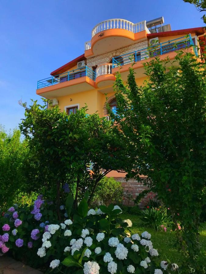 Vila Laura Pasha Villa Ksamil Bagian luar foto