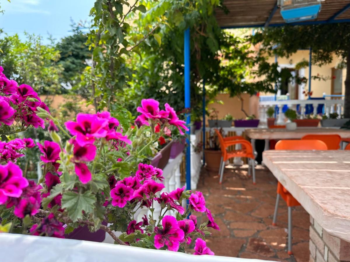 Vila Laura Pasha Villa Ksamil Bagian luar foto